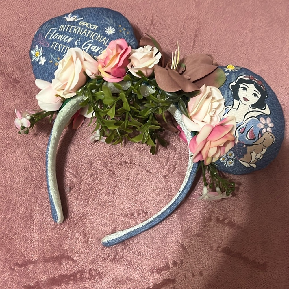 Disney Mickey Ears- Snow white